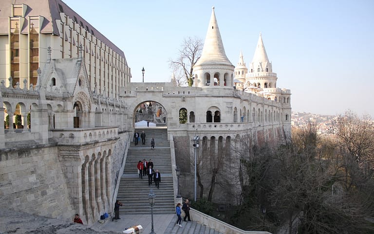 budapest_buda_castle_study_in_europe